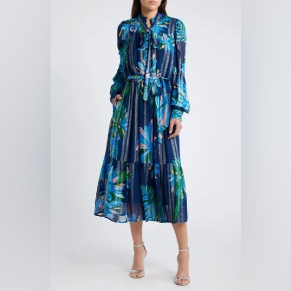 cibon Dresses & Skirts - Adele Metallic Long Sleeve Midi Dress
CIEBON